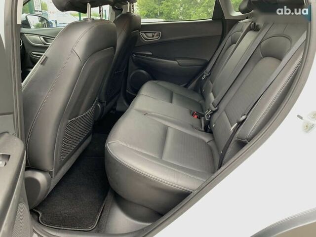 Хендай Kona, объемом двигателя 0 л и пробегом 122 тыс. км за 16999 $, фото 26 на Automoto.ua