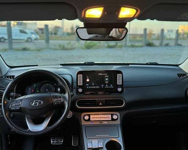 Хендай Kona, об'ємом двигуна 0 л та пробігом 113 тис. км за 17800 $, фото 10 на Automoto.ua