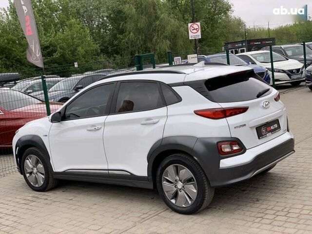 Хендай Kona, объемом двигателя 0 л и пробегом 122 тыс. км за 16999 $, фото 19 на Automoto.ua