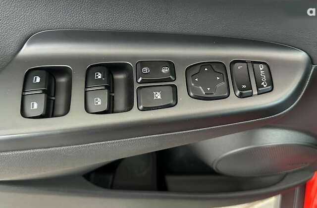 Хендай Kona, об'ємом двигуна 0 л та пробігом 90 тис. км за 17750 $, фото 24 на Automoto.ua