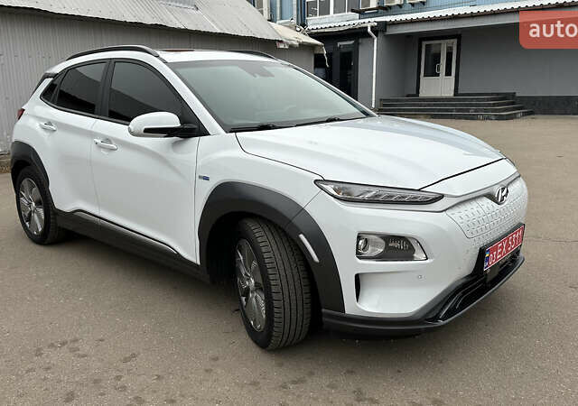 Хендай Kona, объемом двигателя 0 л и пробегом 112 тыс. км за 17200 $, фото 3 на Automoto.ua
