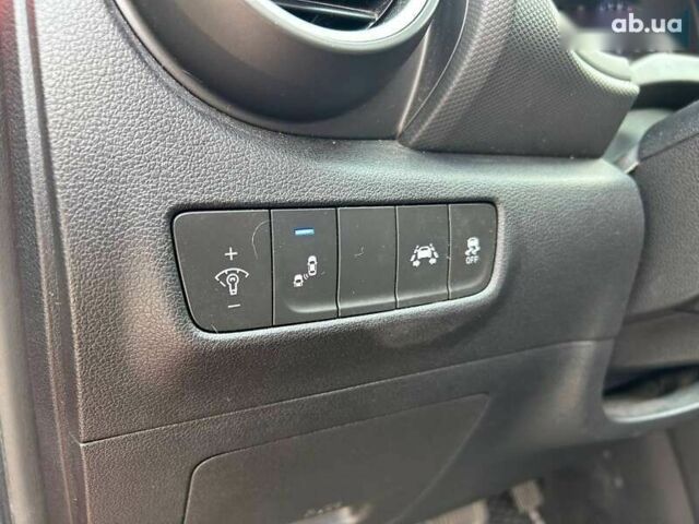 Хендай Kona, об'ємом двигуна 2 л та пробігом 136 тис. км за 15990 $, фото 19 на Automoto.ua