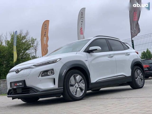 Хендай Kona, объемом двигателя 0 л и пробегом 122 тыс. км за 16999 $, фото 1 на Automoto.ua