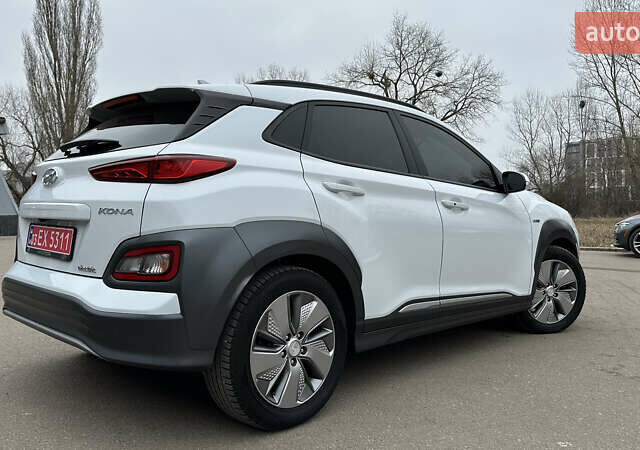 Хендай Kona, объемом двигателя 0 л и пробегом 112 тыс. км за 17200 $, фото 5 на Automoto.ua