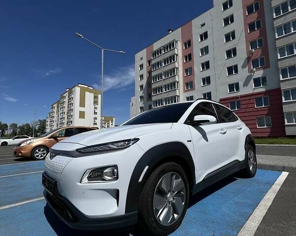 Хендай Kona, об'ємом двигуна 0 л та пробігом 30 тис. км за 23800 $, фото 3 на Automoto.ua