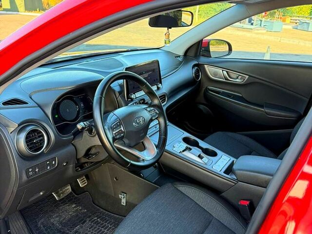 Хендай Kona, объемом двигателя 0.15 л и пробегом 74 тыс. км за 17500 $, фото 4 на Automoto.ua