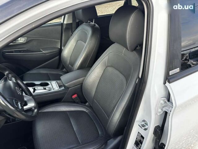 Хендай Kona, объемом двигателя 0 л и пробегом 110 тыс. км за 18500 $, фото 14 на Automoto.ua