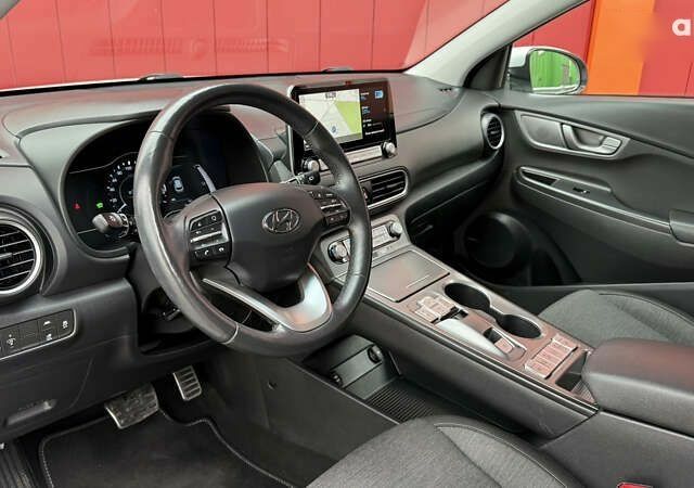 Хендай Kona, объемом двигателя 0 л и пробегом 70 тыс. км за 16950 $, фото 24 на Automoto.ua