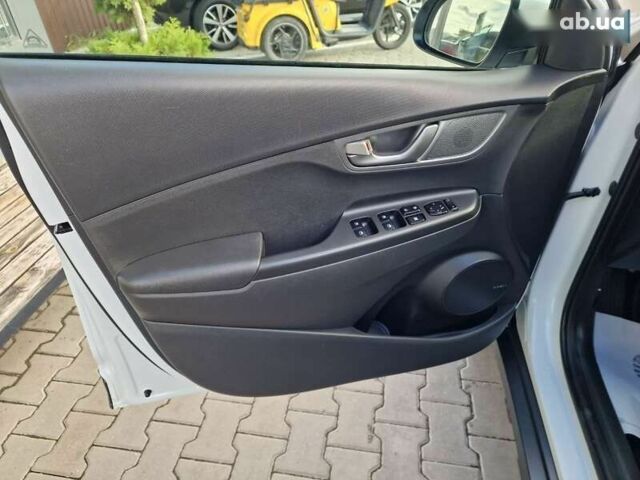 Хендай Kona, об'ємом двигуна 0 л та пробігом 70 тис. км за 16500 $, фото 21 на Automoto.ua