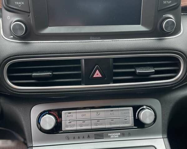 Хендай Kona, объемом двигателя 0 л и пробегом 36 тыс. км за 16200 $, фото 15 на Automoto.ua