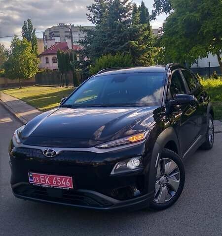 Хендай Kona, объемом двигателя 0 л и пробегом 98 тыс. км за 18999 $, фото 2 на Automoto.ua