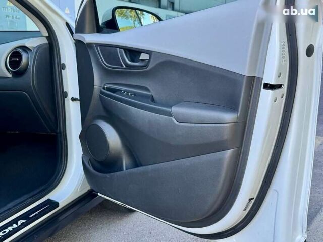 Хендай Kona, об'ємом двигуна 2 л та пробігом 118 тис. км за 16400 $, фото 16 на Automoto.ua
