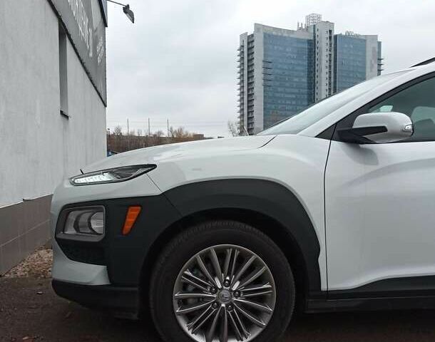 Хендай Kona, об'ємом двигуна 2 л та пробігом 58 тис. км за 17900 $, фото 2 на Automoto.ua