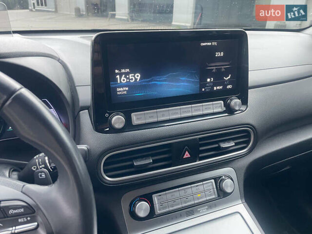 Хендай Kona, объемом двигателя 0 л и пробегом 55 тыс. км за 15799 $, фото 20 на Automoto.ua