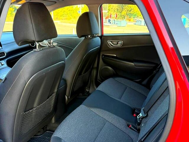 Хендай Kona, объемом двигателя 0.15 л и пробегом 74 тыс. км за 17500 $, фото 6 на Automoto.ua