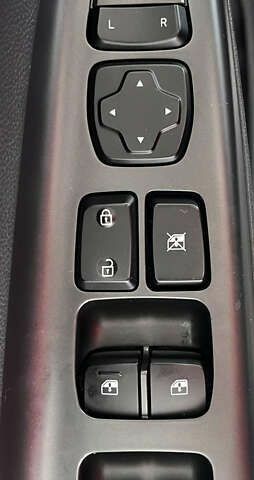 Хендай Kona, об'ємом двигуна 0 л та пробігом 119 тис. км за 19250 $, фото 20 на Automoto.ua