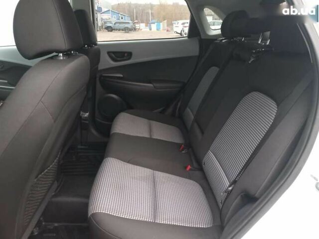 Хендай Kona, об'ємом двигуна 2 л та пробігом 58 тис. км за 17900 $, фото 20 на Automoto.ua