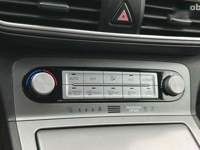 Хендай Kona, об'ємом двигуна 0 л та пробігом 108 тис. км за 17500 $, фото 17 на Automoto.ua