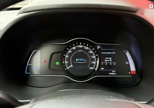 Хендай Kona, объемом двигателя 0 л и пробегом 70 тыс. км за 16950 $, фото 29 на Automoto.ua