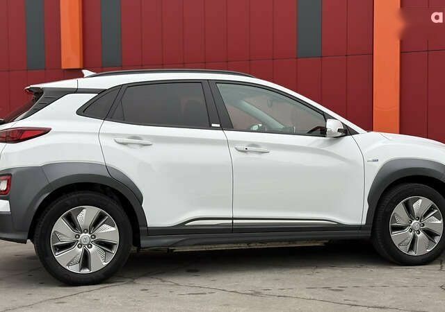 Хендай Kona, объемом двигателя 0 л и пробегом 70 тыс. км за 16950 $, фото 14 на Automoto.ua