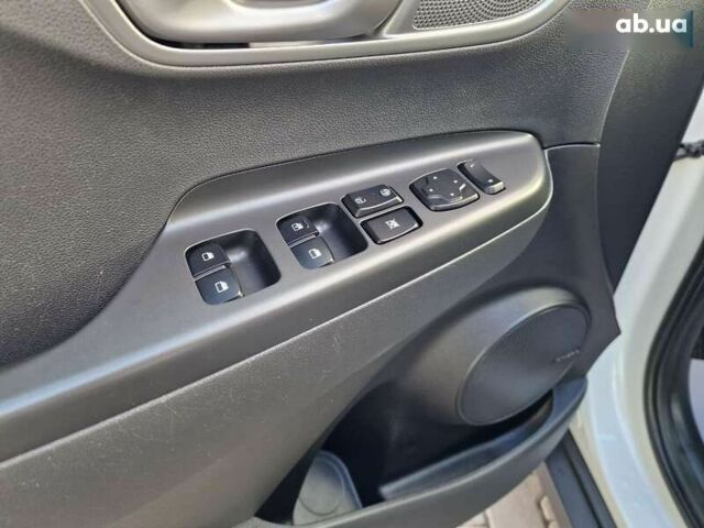 Хендай Kona, об'ємом двигуна 0 л та пробігом 70 тис. км за 16500 $, фото 22 на Automoto.ua