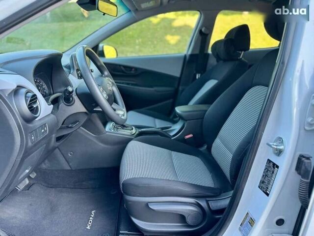 Хендай Kona, об'ємом двигуна 2 л та пробігом 118 тис. км за 16400 $, фото 28 на Automoto.ua
