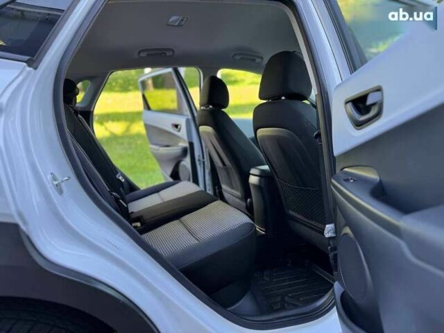 Хендай Kona, объемом двигателя 2 л и пробегом 57 тыс. км за 18500 $, фото 21 на Automoto.ua