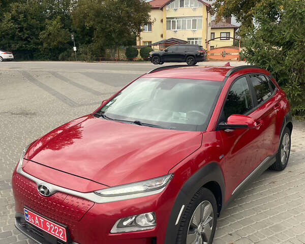 Хендай Kona, объемом двигателя 0 л и пробегом 55 тыс. км за 15799 $, фото 3 на Automoto.ua