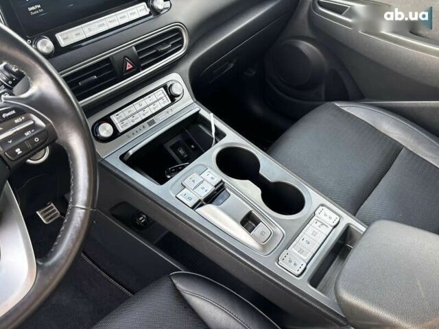 Хендай Kona, объемом двигателя 0 л и пробегом 110 тыс. км за 18500 $, фото 23 на Automoto.ua