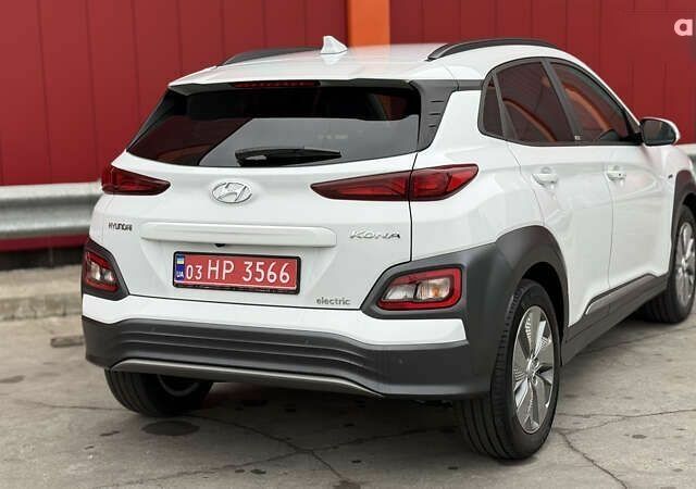Хендай Kona, объемом двигателя 0 л и пробегом 70 тыс. км за 16950 $, фото 12 на Automoto.ua