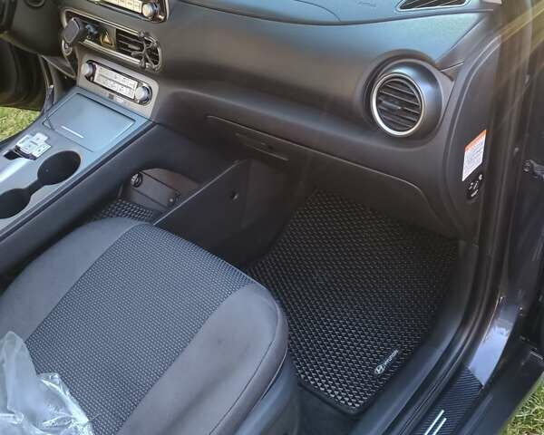 Хендай Kona, объемом двигателя 0 л и пробегом 145 тыс. км за 18700 $, фото 8 на Automoto.ua