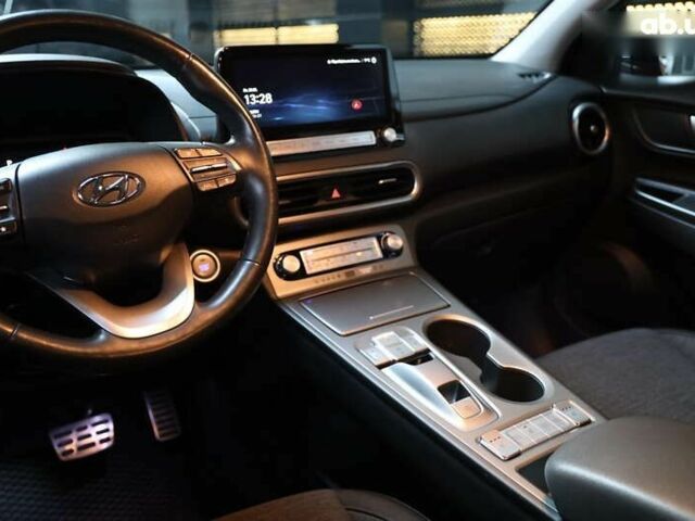 Хендай Kona, об'ємом двигуна 0 л та пробігом 53 тис. км за 17500 $, фото 21 на Automoto.ua