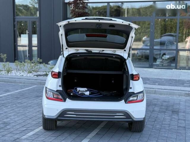 Хендай Kona, объемом двигателя 0 л и пробегом 98 тыс. км за 17200 $, фото 6 на Automoto.ua