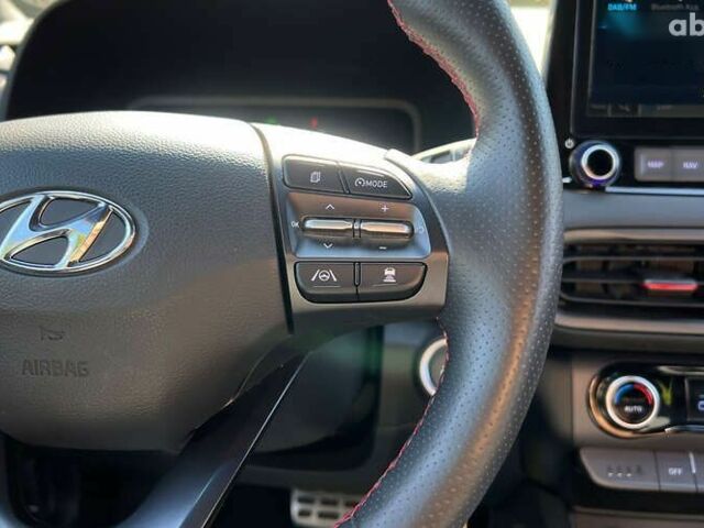 Хендай Kona, об'ємом двигуна 1.6 л та пробігом 17 тис. км за 25750 $, фото 17 на Automoto.ua