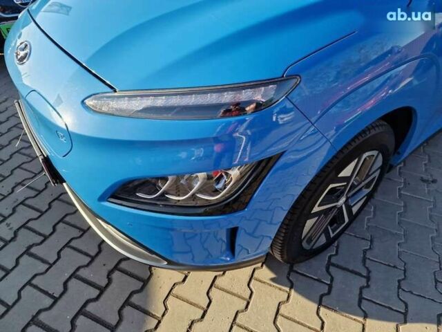 Хендай Kona, объемом двигателя 0 л и пробегом 49 тыс. км за 18900 $, фото 2 на Automoto.ua