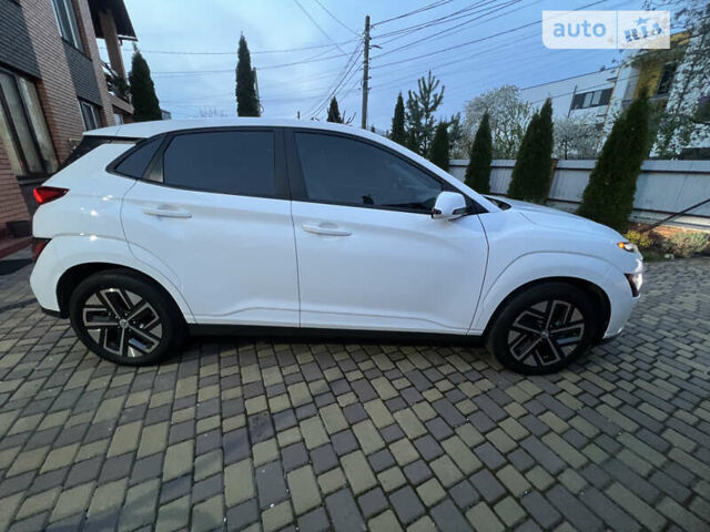 Хендай Kona, об'ємом двигуна 0 л та пробігом 8 тис. км за 27000 $, фото 64 на Automoto.ua