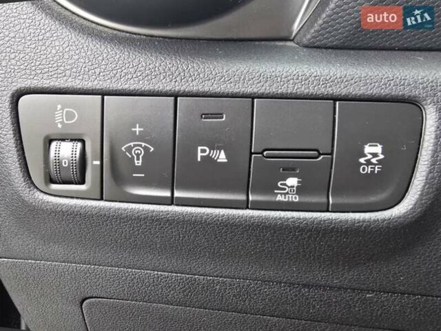 Хендай Kona, об'ємом двигуна 0 л та пробігом 40 тис. км за 18500 $, фото 19 на Automoto.ua