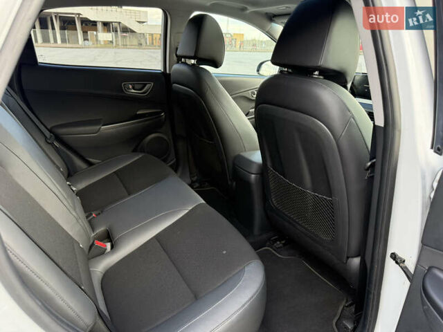 Хендай Kona, об'ємом двигуна 0 л та пробігом 117 тис. км за 17500 $, фото 20 на Automoto.ua