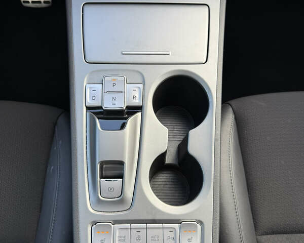 Хендай Kona, об'ємом двигуна 0 л та пробігом 117 тис. км за 17500 $, фото 27 на Automoto.ua