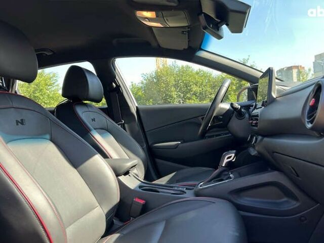 Хендай Kona, об'ємом двигуна 1.6 л та пробігом 17 тис. км за 25750 $, фото 8 на Automoto.ua