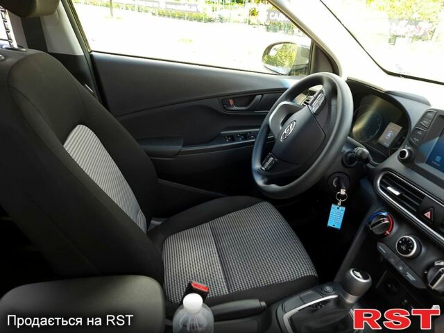 Хендай Kona, об'ємом двигуна 2 л та пробігом 76 тис. км за 16900 $, фото 5 на Automoto.ua