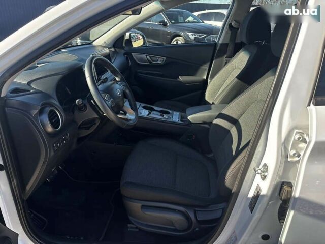 Хендай Kona, об'ємом двигуна 0 л та пробігом 53 тис. км за 15900 $, фото 22 на Automoto.ua