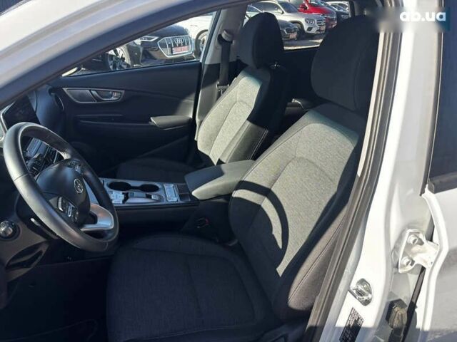 Хендай Kona, об'ємом двигуна 0 л та пробігом 53 тис. км за 15900 $, фото 21 на Automoto.ua