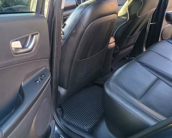 Хендай Kona, объемом двигателя 0 л и пробегом 145 тыс. км за 18700 $, фото 6 на Automoto.ua