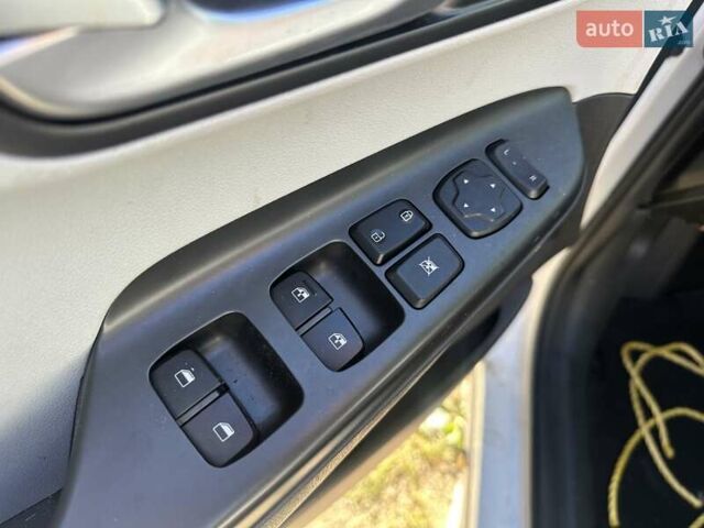 Хендай Kona, объемом двигателя 0 л и пробегом 66 тыс. км за 5700 $, фото 22 на Automoto.ua