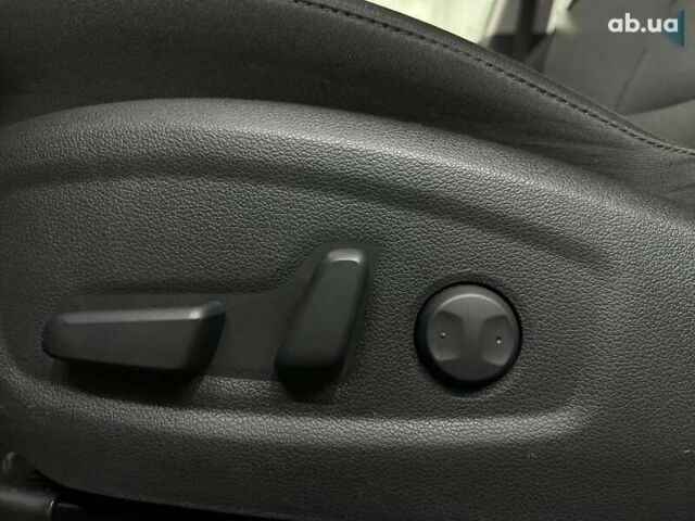 Хендай Kona, объемом двигателя 0 л и пробегом 108 тыс. км за 20600 $, фото 10 на Automoto.ua