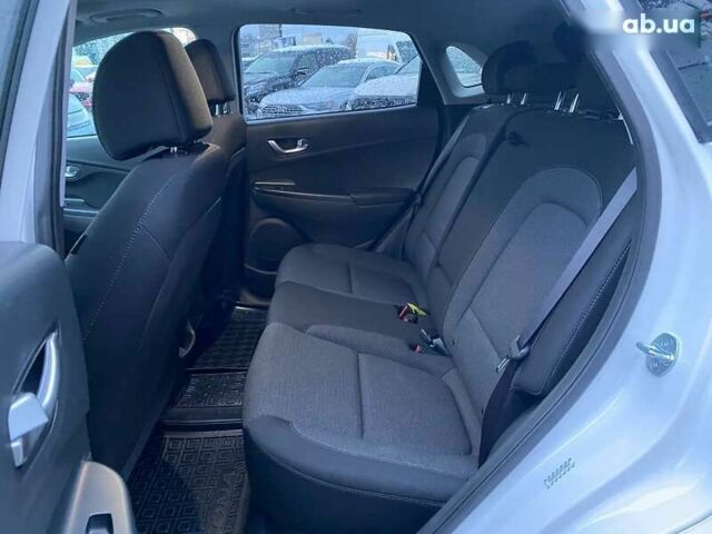 Хендай Kona, об'ємом двигуна 0 л та пробігом 6 тис. км за 18900 $, фото 17 на Automoto.ua