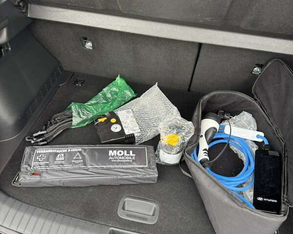 Хендай Kona, объемом двигателя 0 л и пробегом 62 тыс. км за 18500 $, фото 7 на Automoto.ua