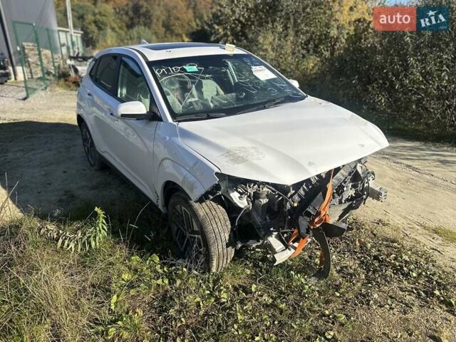 Хендай Kona, объемом двигателя 0 л и пробегом 66 тыс. км за 5700 $, фото 1 на Automoto.ua