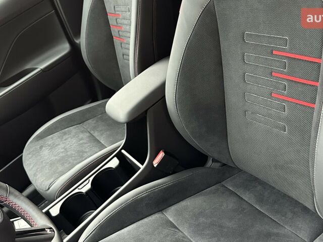 Хендай Kona, об'ємом двигуна 1.58 л та пробігом 0 тис. км за 37089 $, фото 31 на Automoto.ua